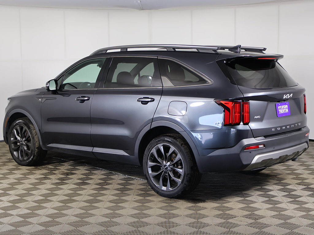 Used 2022 Kia Sorento SX Prestige w/ Rust Color Package AWD/4WD image 14