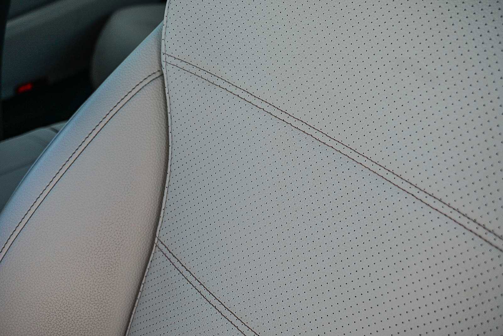 Used 2022 Mercedes-Benz C 300 Sedan image 33