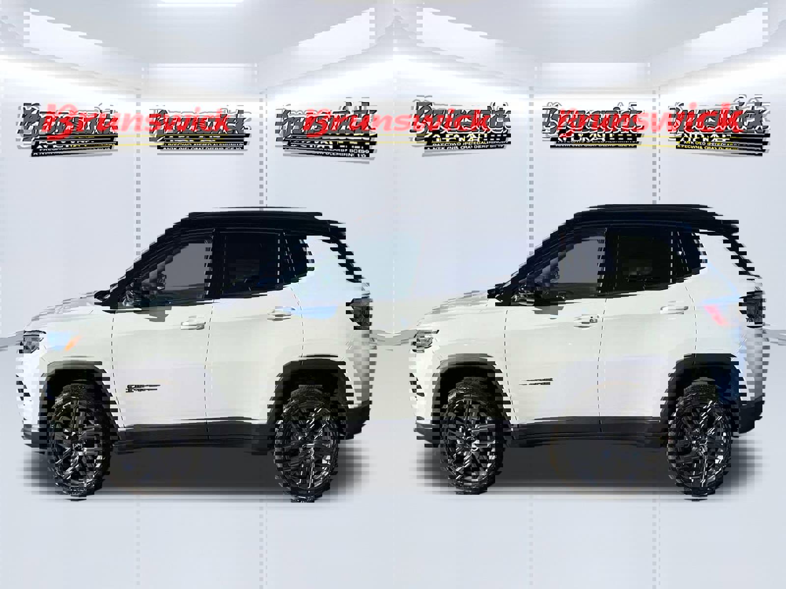 New 2026 Jeep Compass Limited image 3