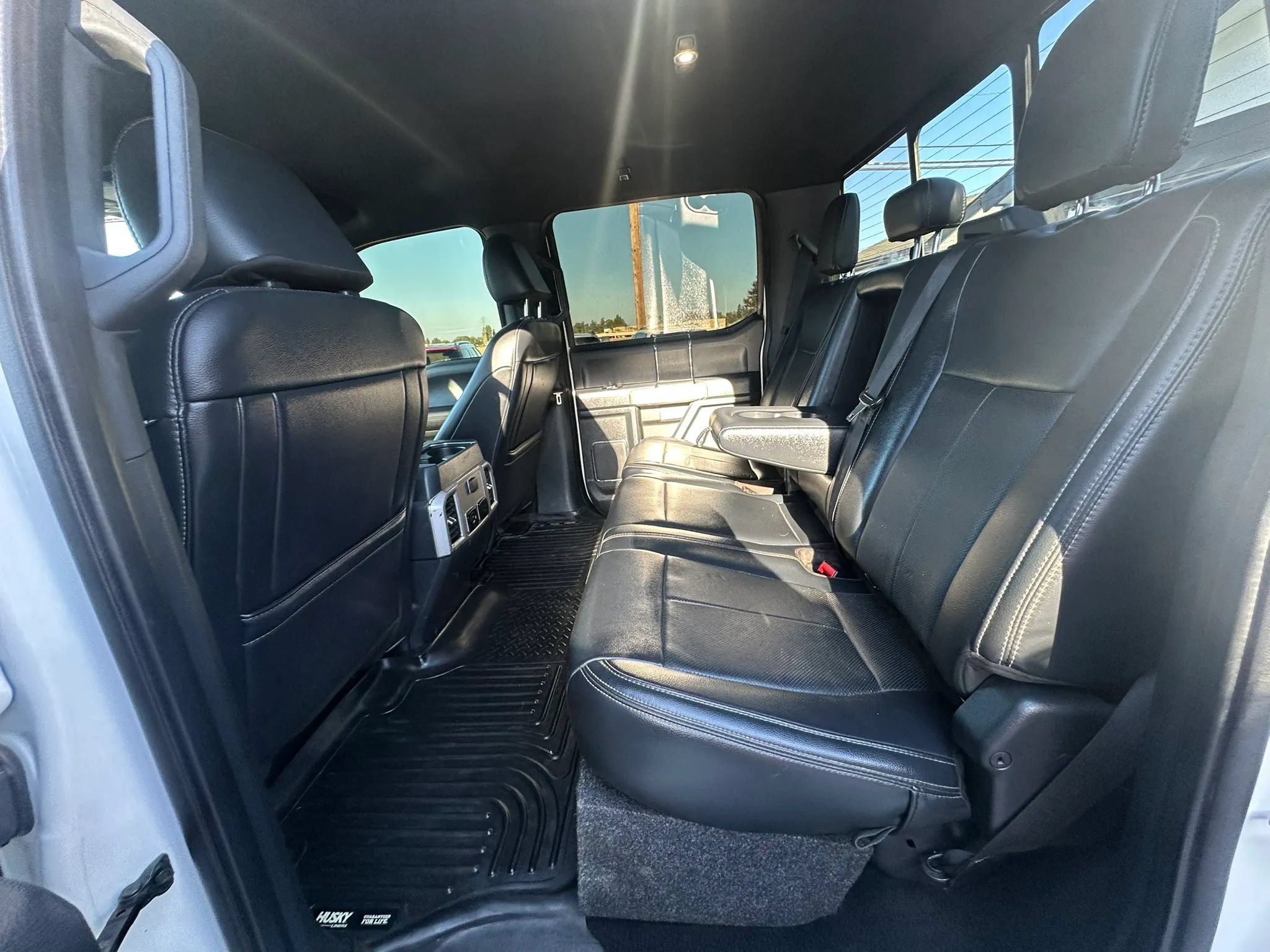 Used 2022 Ford F250 Lariat w/ Black Appearance Package AWD/4WD image 44