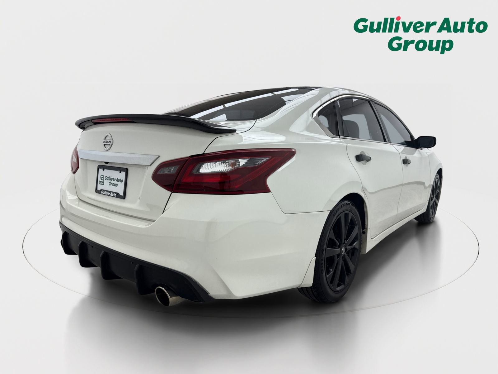 Used 2017 Nissan Altima 2.5 SR w/ Midnight Edition Package FWD image 8