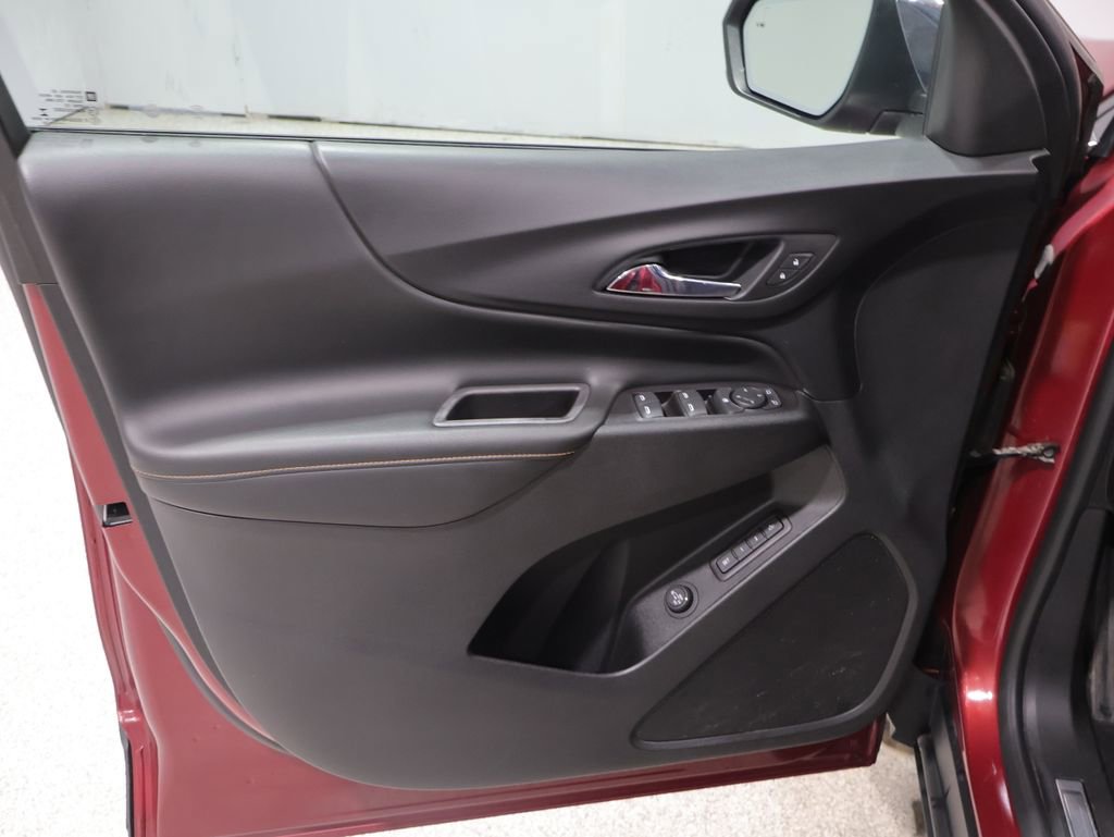 Used 2019 Chevrolet Equinox Premier AWD/4WD image 13