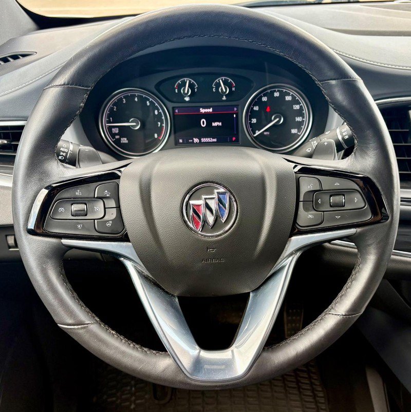 Used 2022 Buick Enclave Essence w/ Experience Buick Package FWD image 21