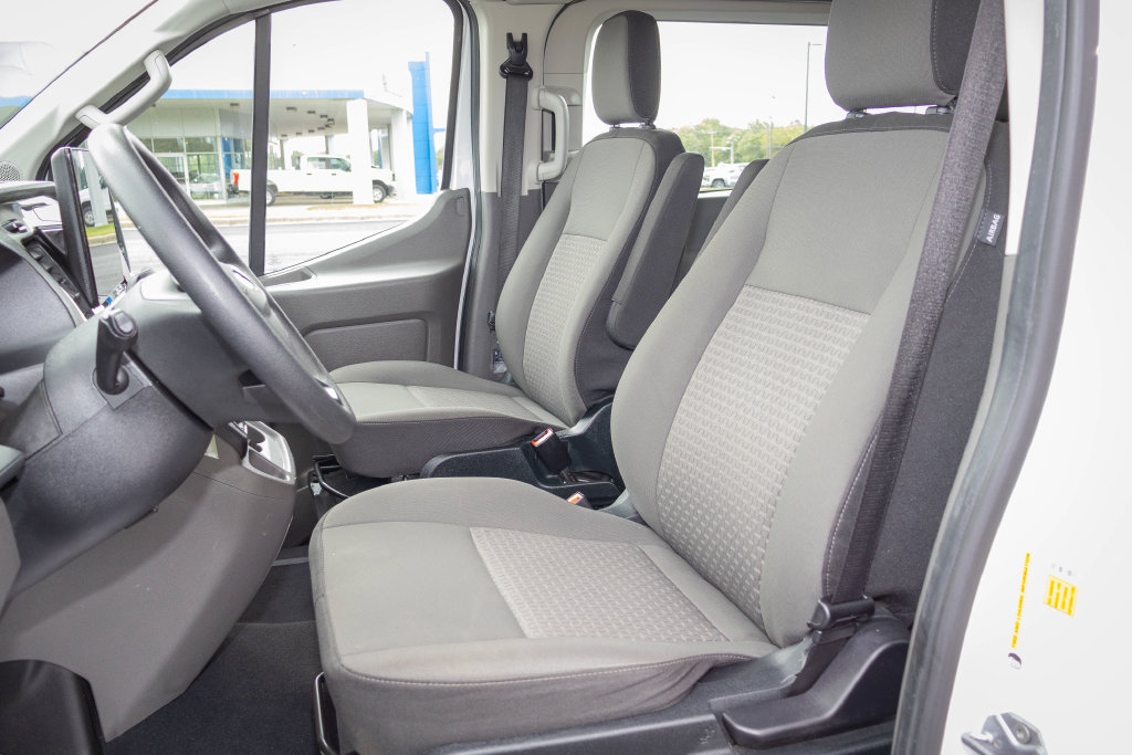 Used 2023 Ford Transit 350 XLT RWD image 12
