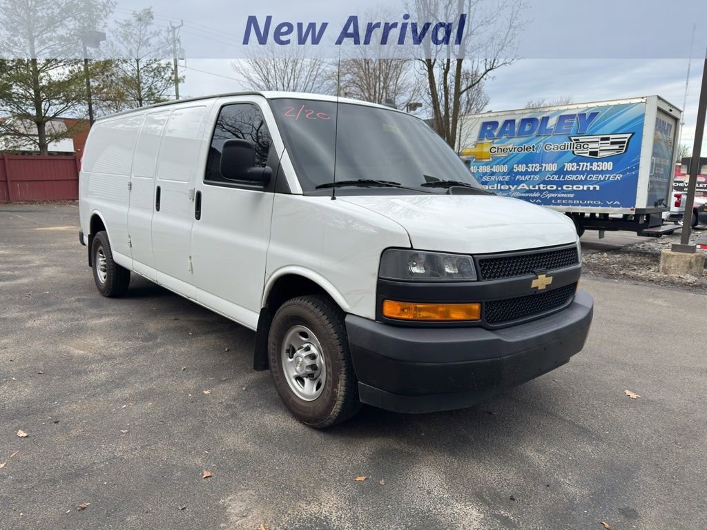 Certified 2022 Chevrolet Express 2500 Extended image 3