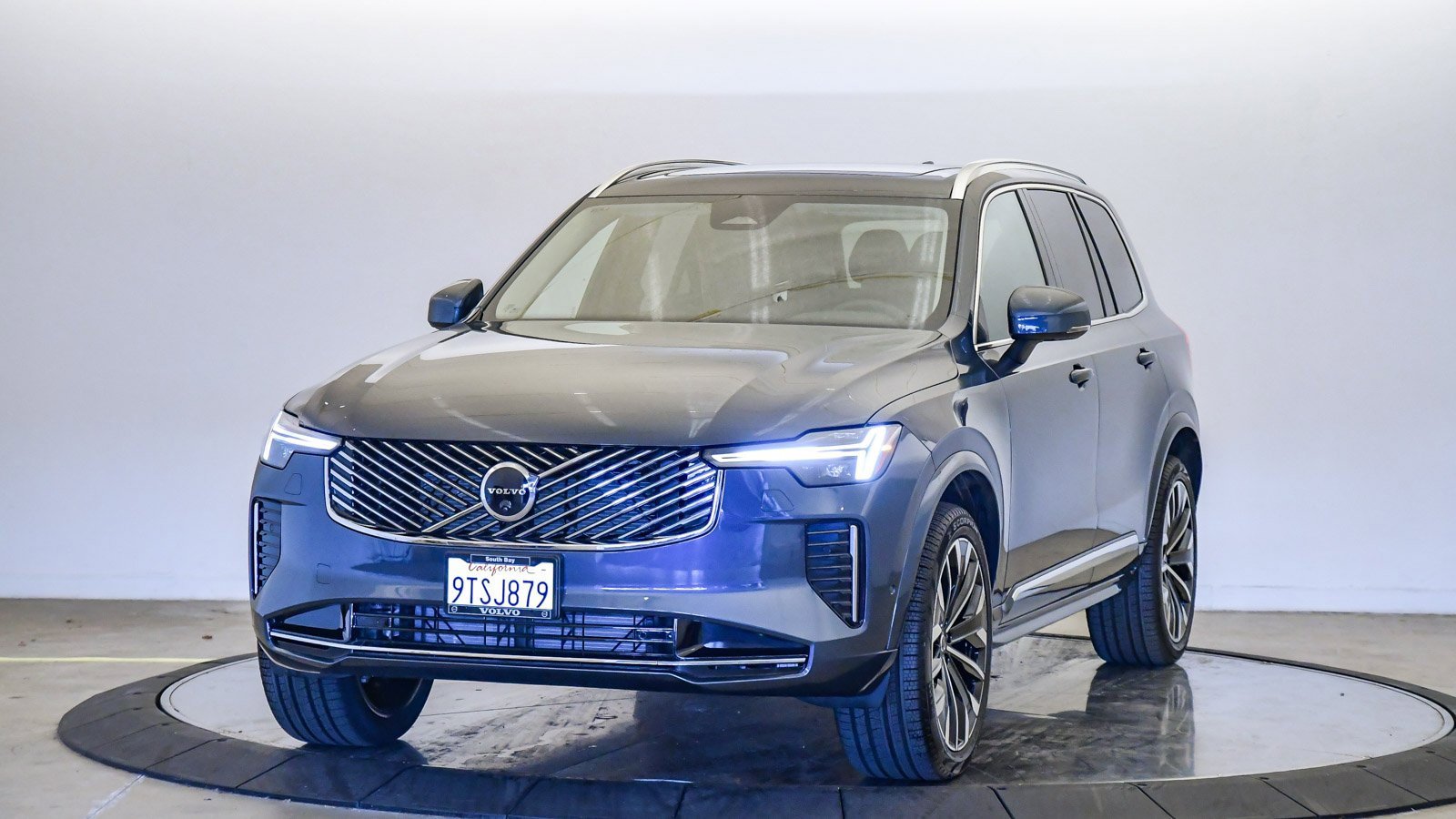 Certified 2025 Volvo XC90 B6 Plus w/ Protection Package Premier