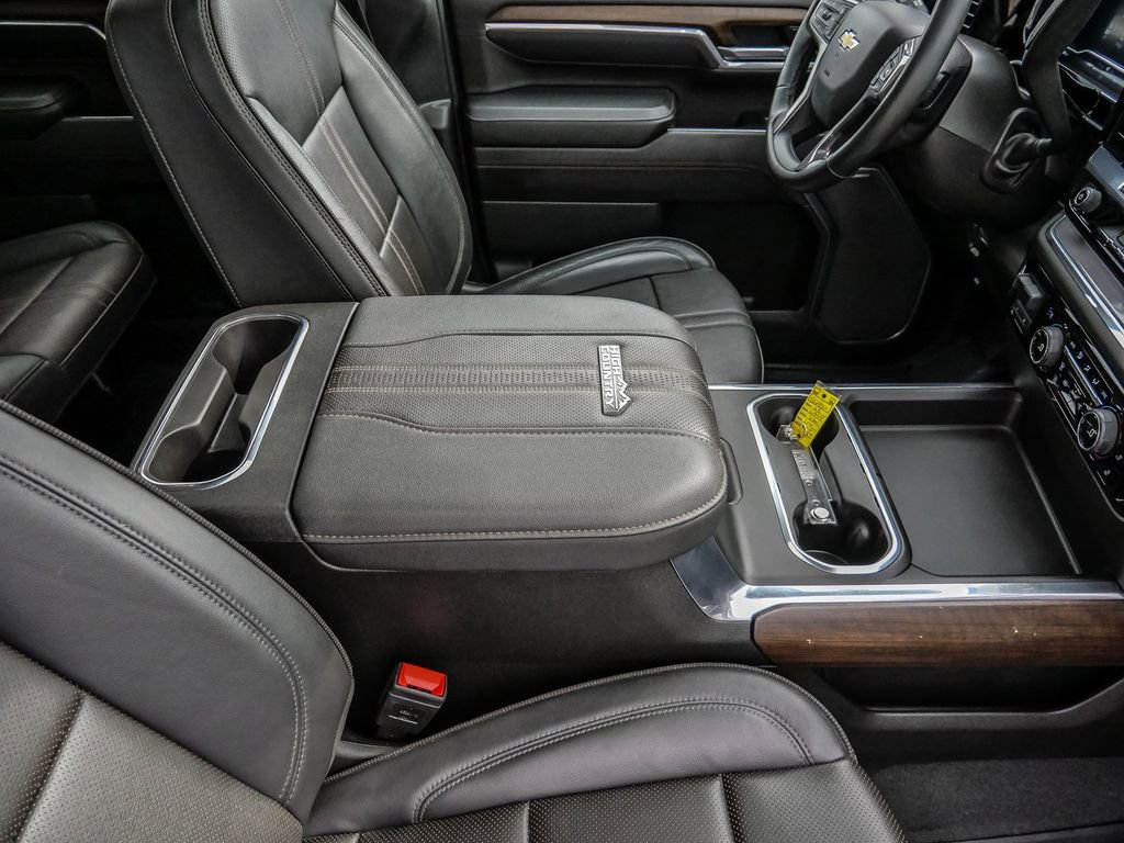 Certified 2025 Chevrolet Silverado 2500 High Country w/ High Country Premium Package image 19