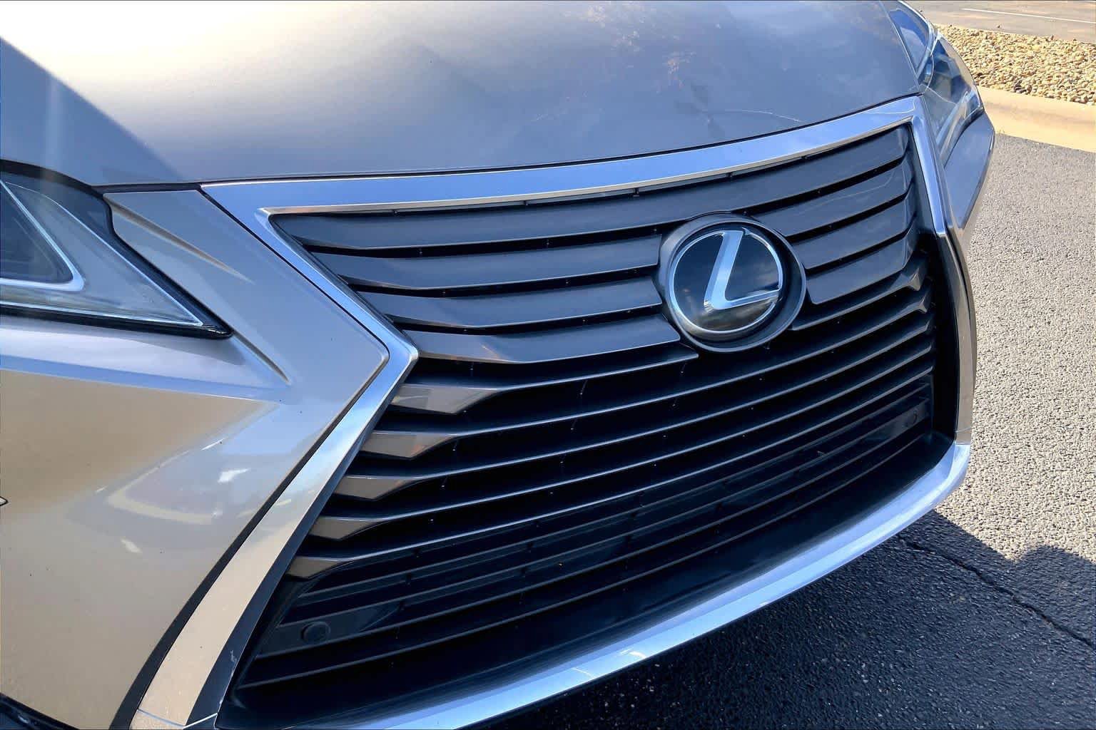 Used 2017 Lexus RX 350 FWD w/ Premium Package image 60