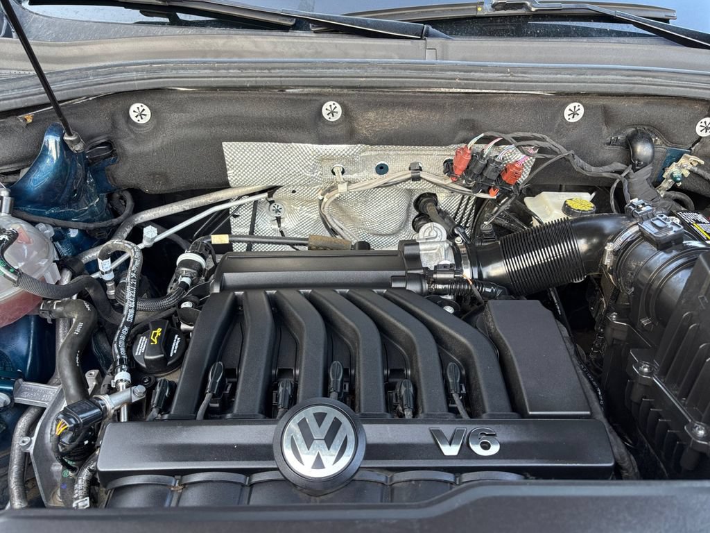 Used 2021 Volkswagen Atlas Cross Sport SE FWD image 17