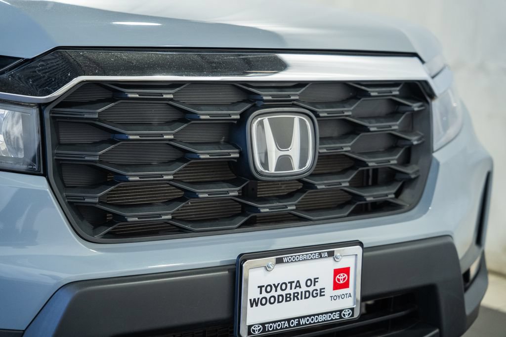 Used 2023 Honda Passport EX-L image 11