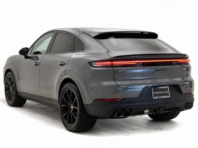 New 2026 Porsche Cayenne S image 3