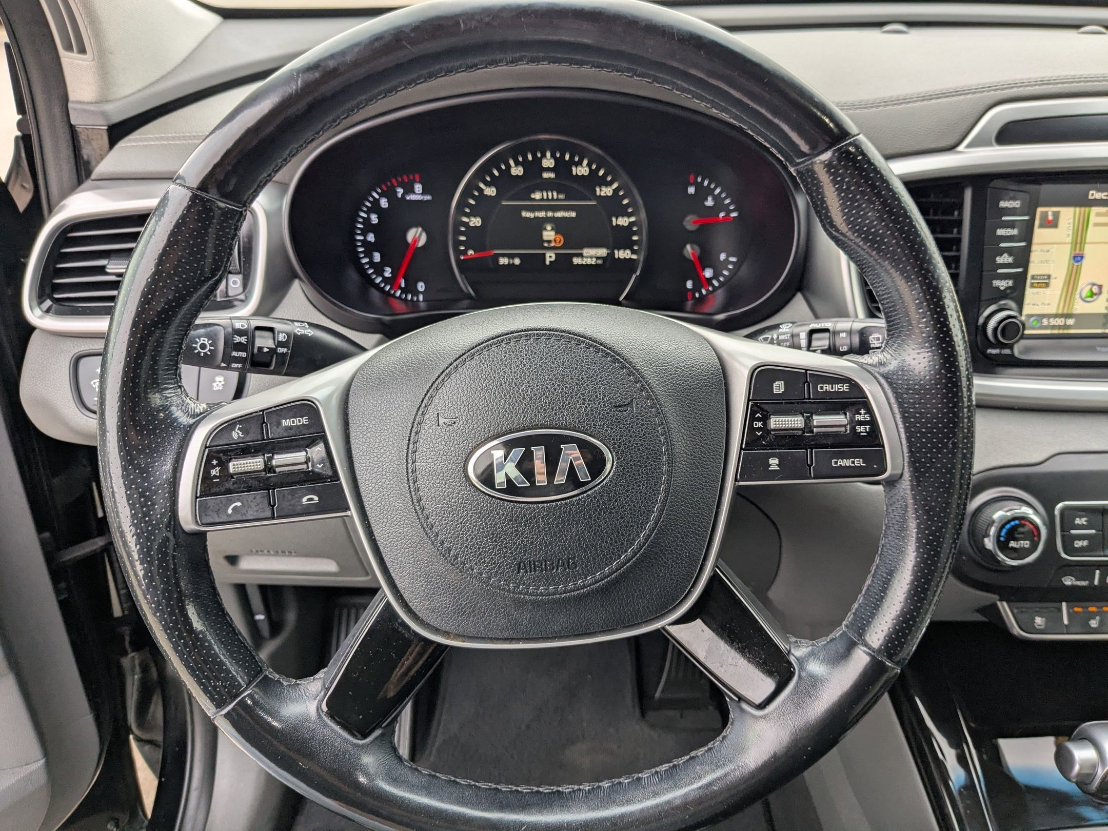 Used 2019 Kia Sorento SX w/ SX Touring Package image 14