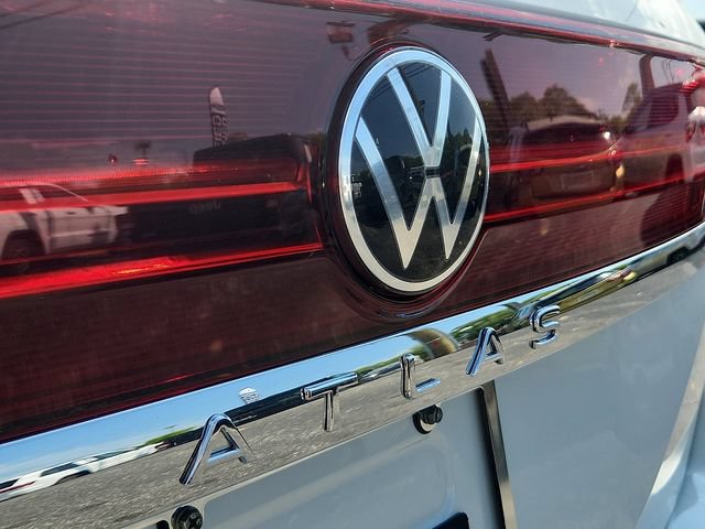 Used 2025 Volkswagen Atlas SEL AWD/4WD image 25