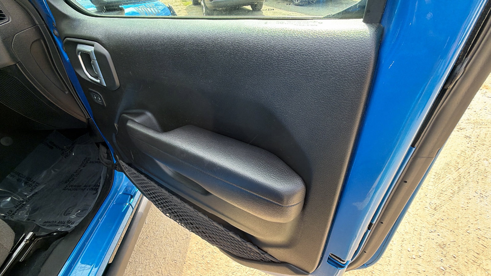 Used 2024 Jeep Gladiator Sport AWD/4WD image 18