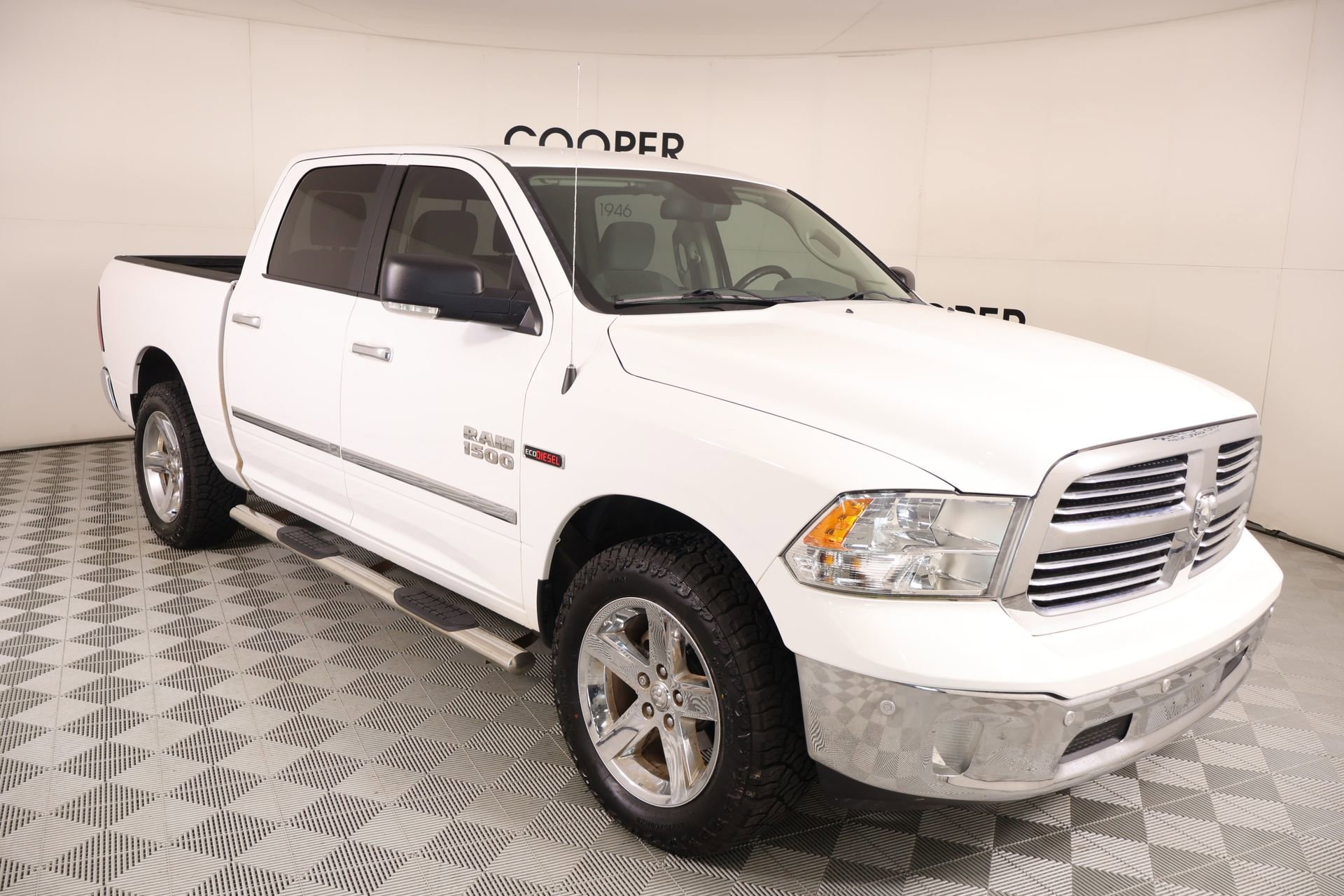Used 2016 RAM 1500 Big Horn image 1