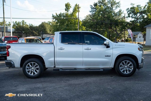 Used 2019 Chevrolet Silverado 1500 LTZ w/ LTZ Texas Edition image 3