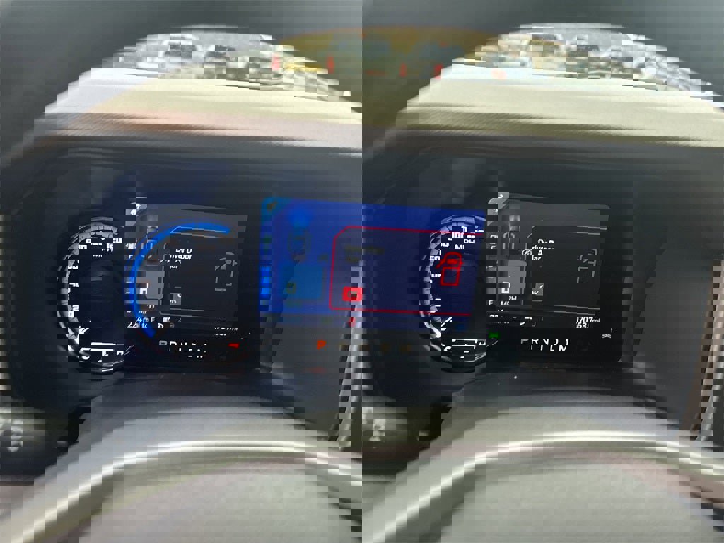 Used 2023 Ford Bronco Outer Banks image 16