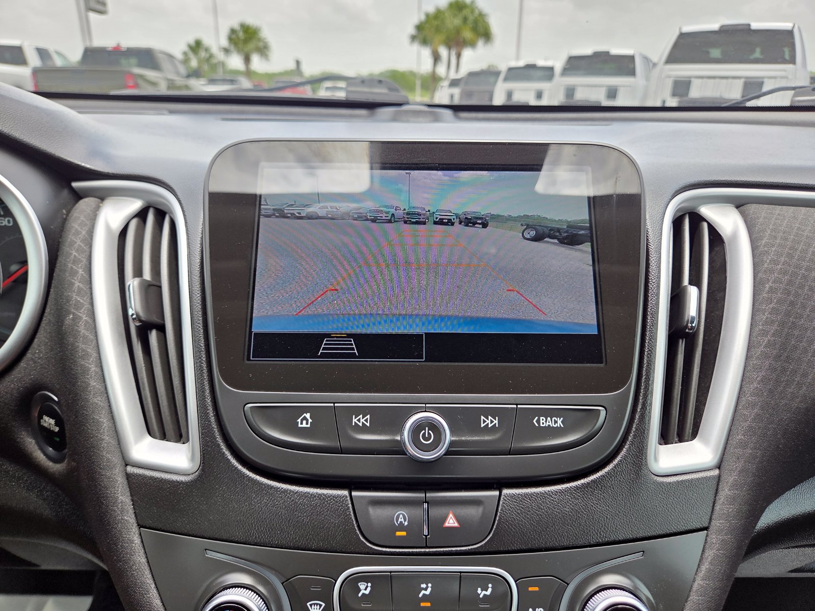 Used 2024 Chevrolet Malibu LT FWD image 37