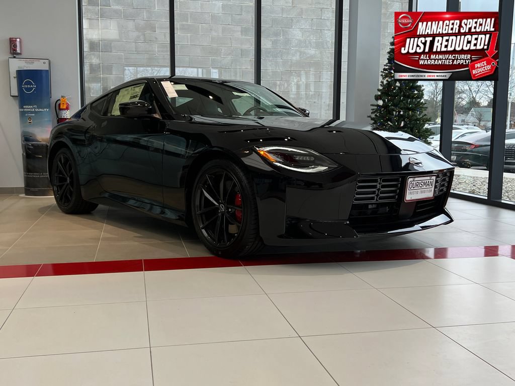New 2025 Nissan Z Performance w/ Floor Mat Package RWD image 1