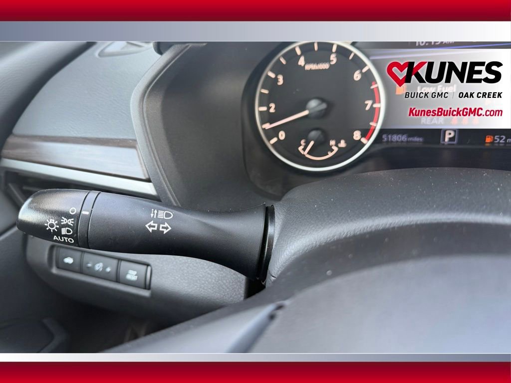 Used 2024 Nissan Altima 2.5 SV image 14