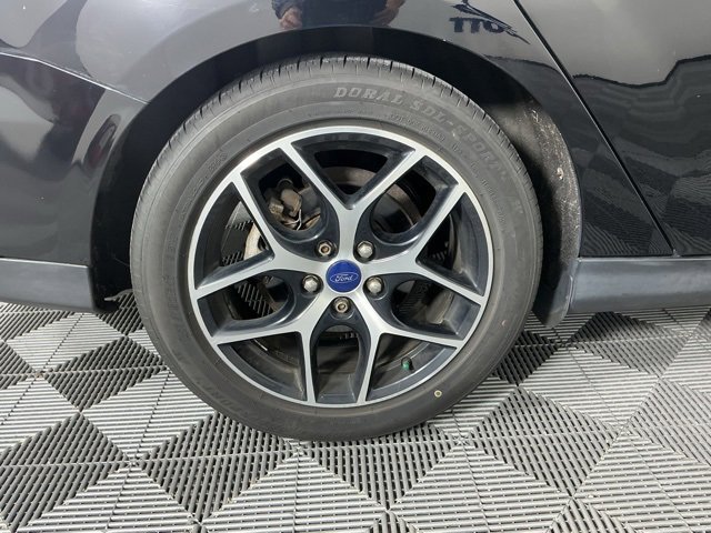 Used 2018 Ford Focus SEL w/ Cold Weather Package image 16