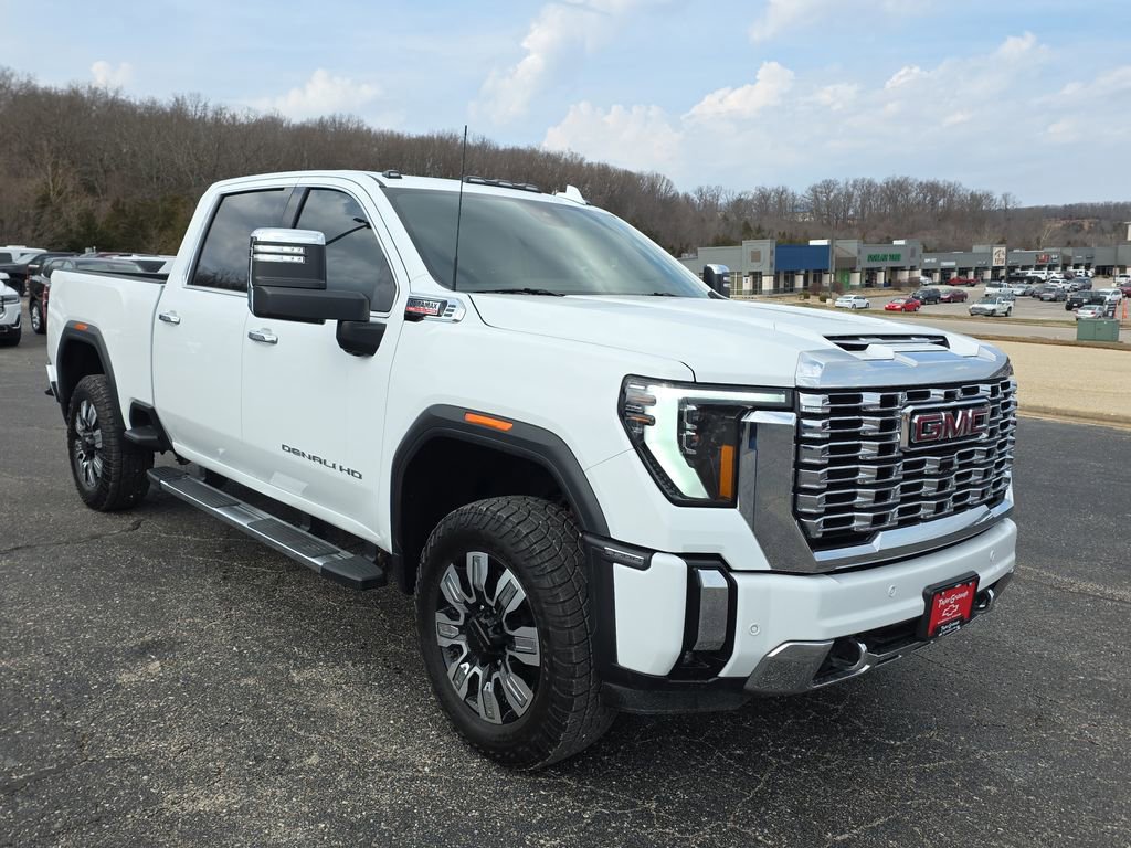 Used 2025 GMC Sierra 2500 Denali w/ Denali Reserve Package image 2