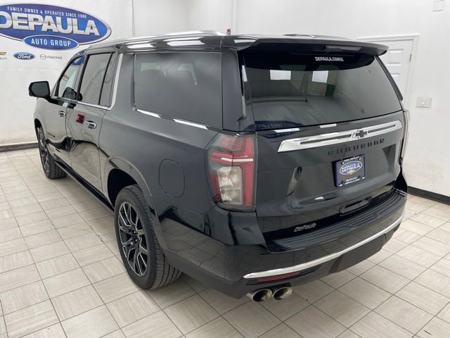 Used 2023 Chevrolet Suburban Premier w/ Premium Package 2 AWD/4WD image 16