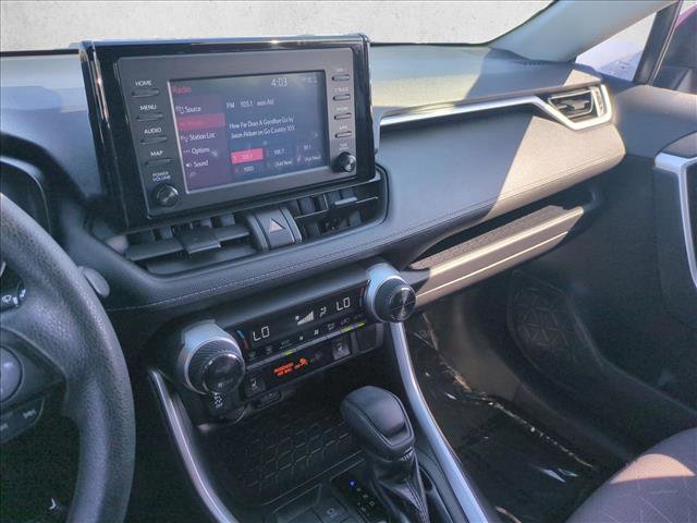 Used 2019 Toyota RAV4 XLE w/ Convenience Package FWD image 14
