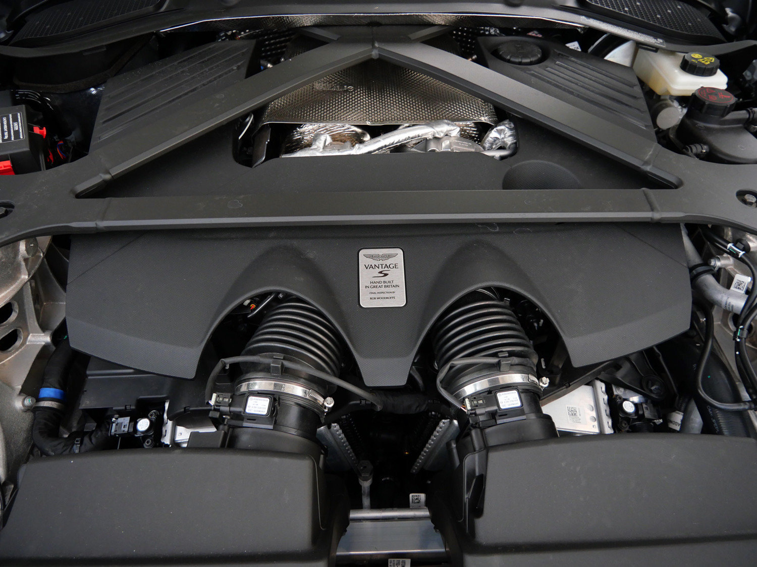 New 2026 Aston Martin V8 Vantage S RWD image 25