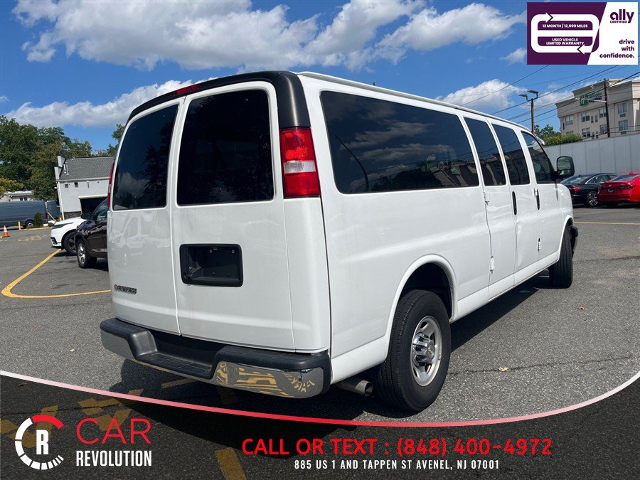 Used 2024 Chevrolet Express 3500 LT w/ LT Preferred Equipment Group RWD image 7