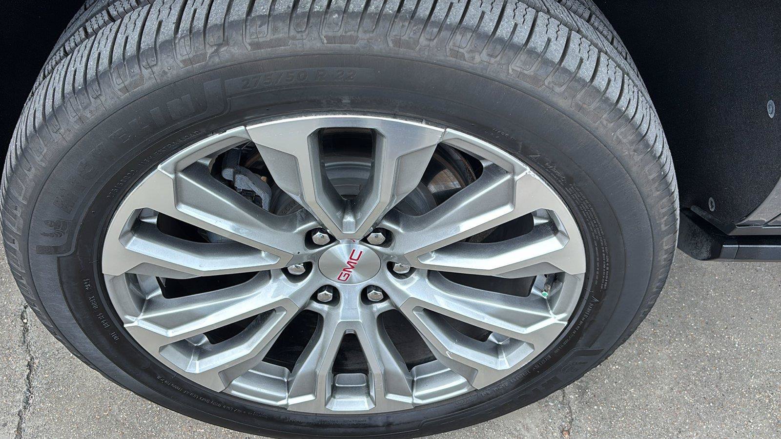 Used 2022 GMC Yukon Denali AWD/4WD image 11