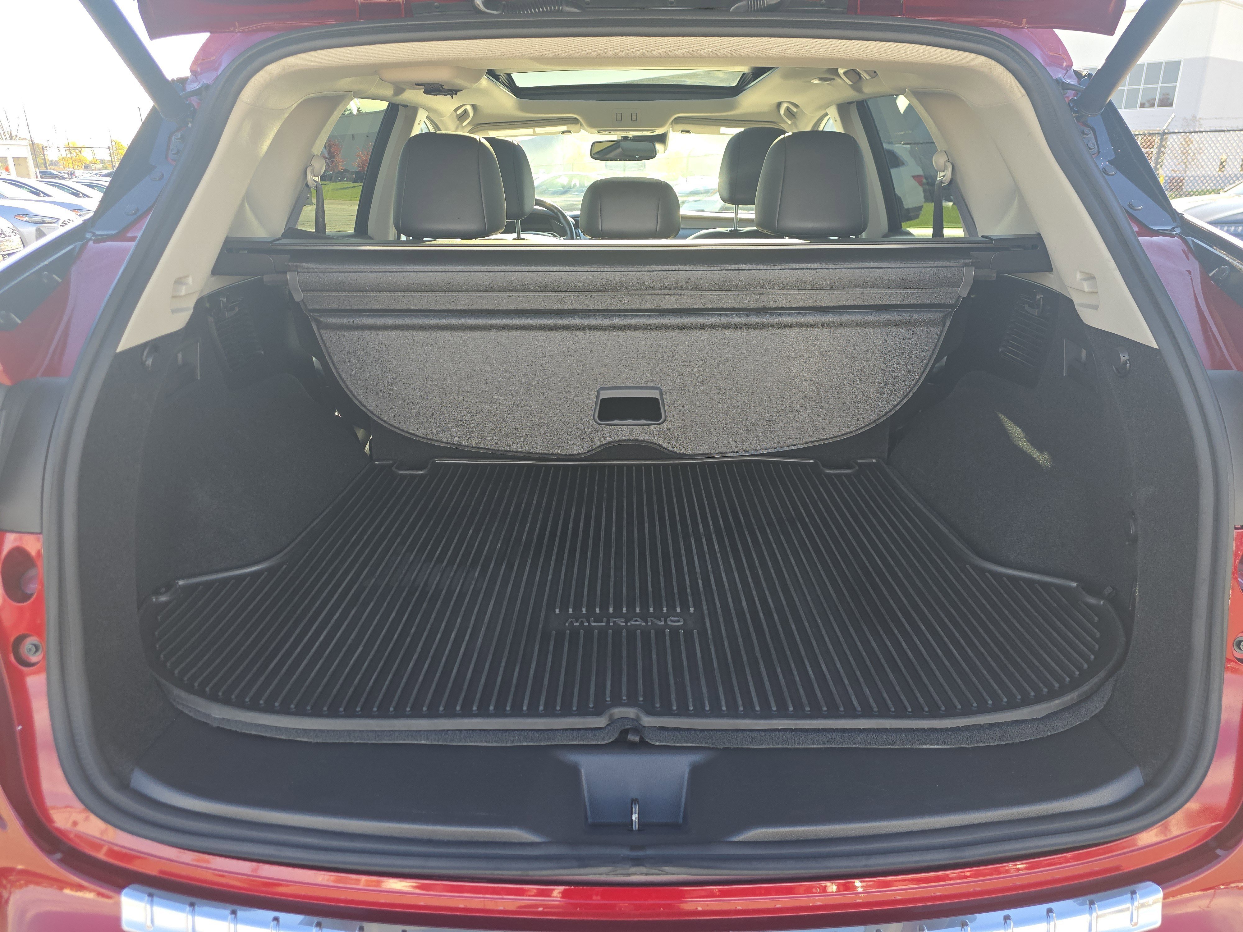 Used 2022 Nissan Murano Platinum w/ Cargo Package image 17