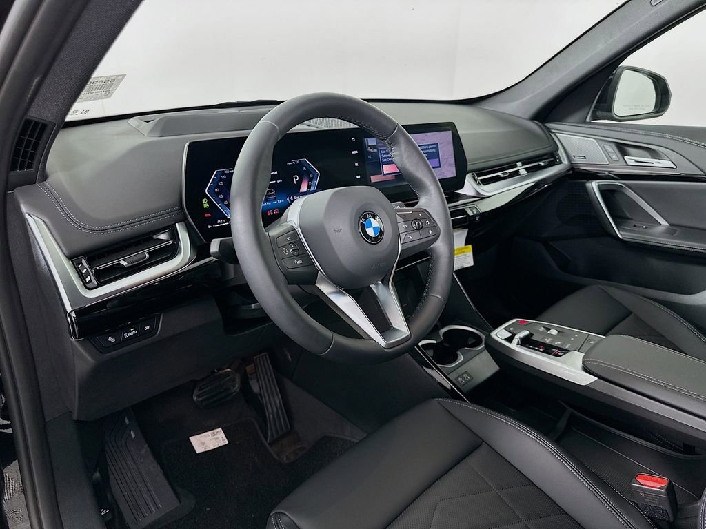 Used 2026 BMW X1 xDrive28i w/ Technology Package image 9