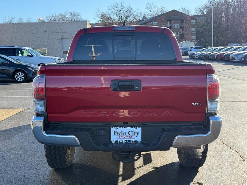 Certified 2023 Toyota Tacoma TRD Off-Road image 5