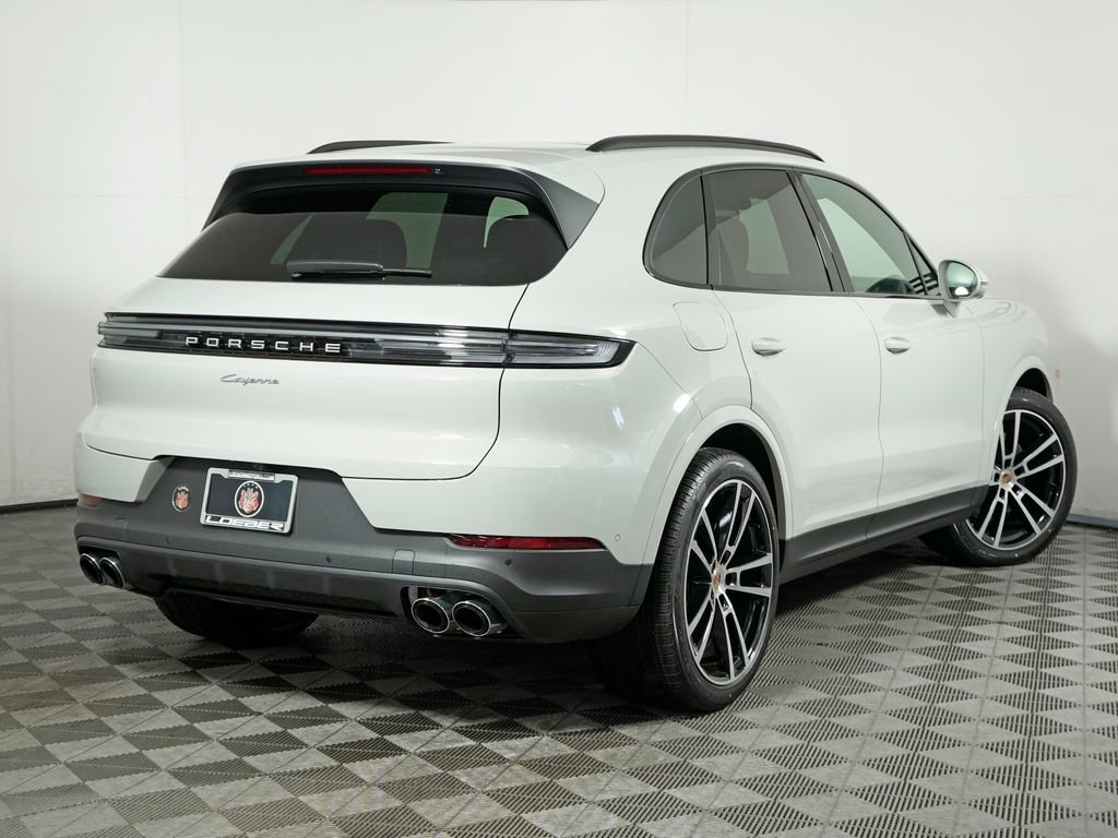 Used 2026 Porsche Cayenne AWD/4WD image 7