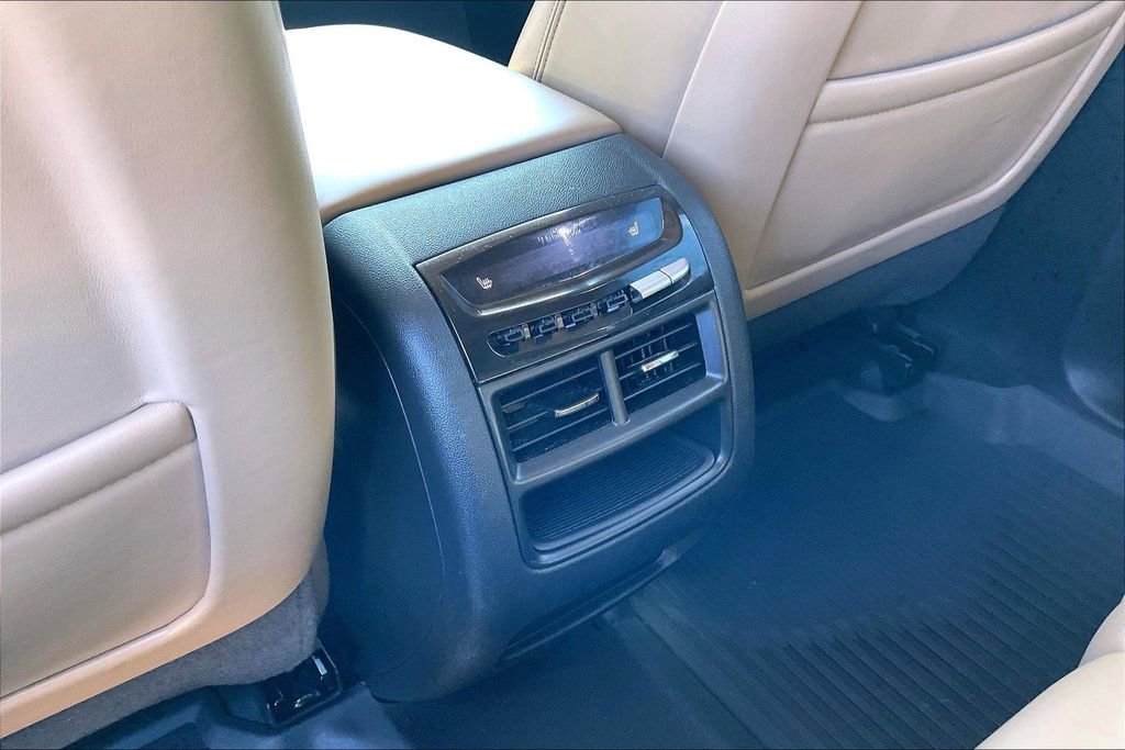 Used 2020 Cadillac XT5 Sportv w/ Platinum Package image 29