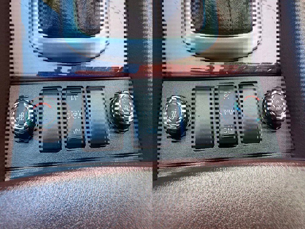 Used 2015 INFINITI QX50 Journey w/ Premium Package image 23