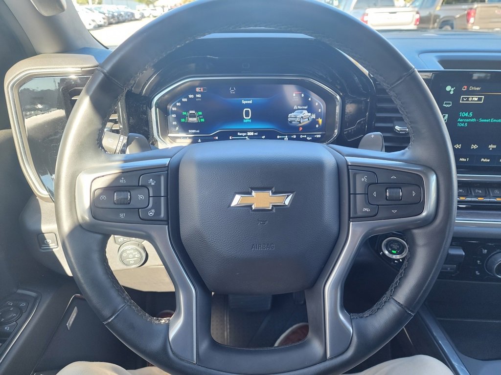 Certified 2024 Chevrolet Silverado 1500 LTZ w/ Technology Package image 35