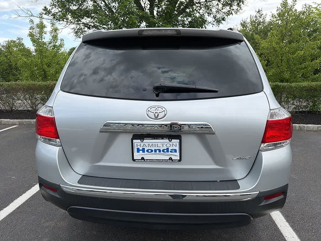 Used 2013 Toyota Highlander SE AWD/4WD image 5
