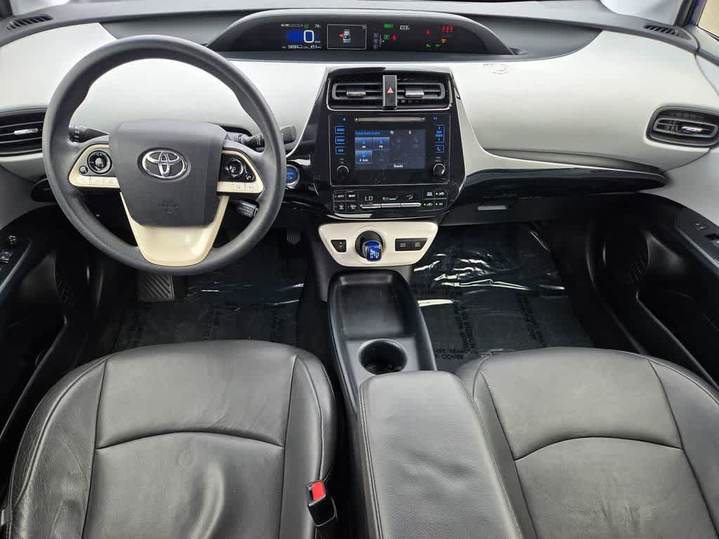 Used 2017 Toyota Prius Two w/ Prius Two Safety Plus Package FWD image 9