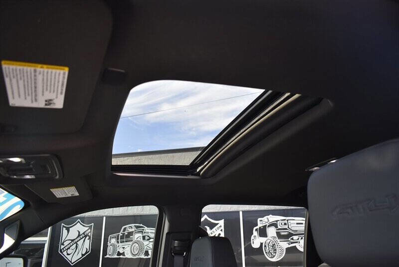 Used 2025 GMC Sierra 3500 AT4 w/ AT4 Premium Plus Package image 13