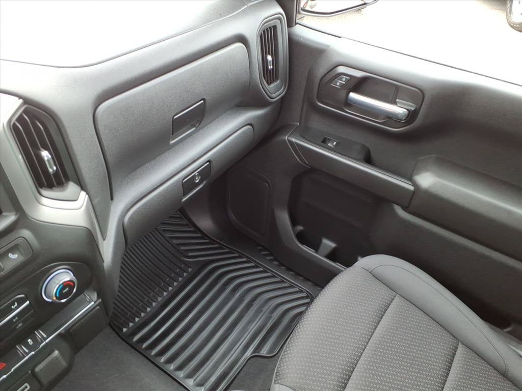 Used 2026 Chevrolet Silverado 1500 W/T w/ WT Value Package AWD/4WD image 33