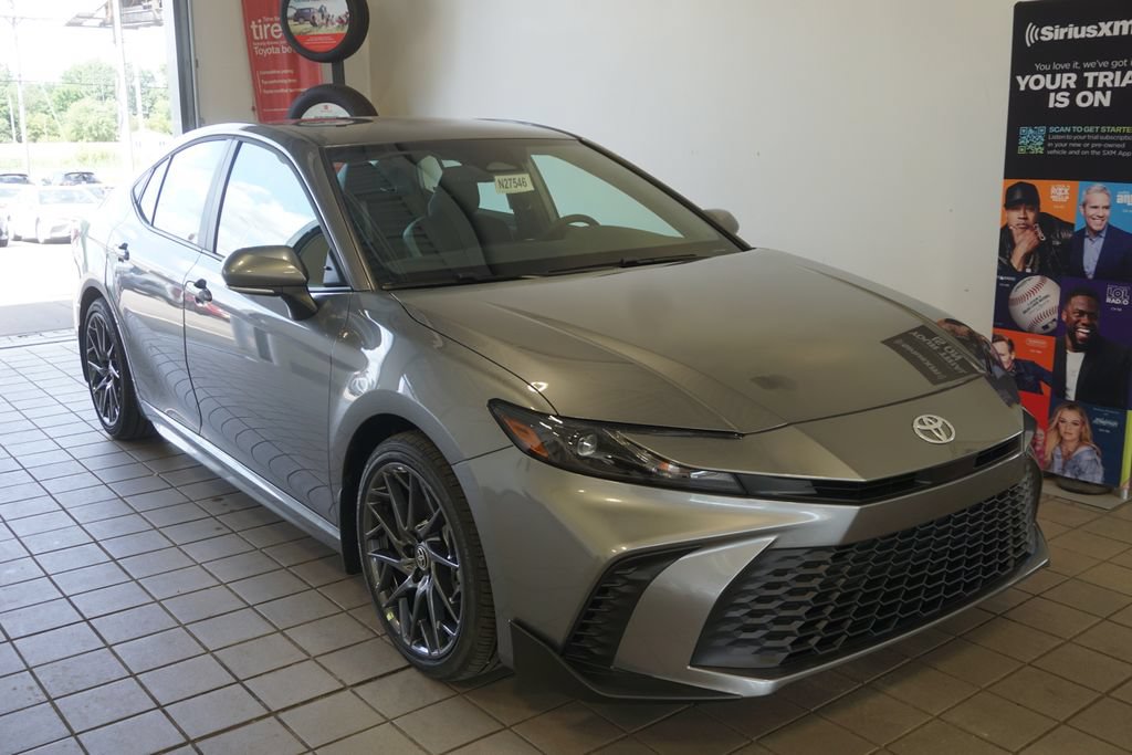 New 2026 Toyota Camry SE FWD image 2