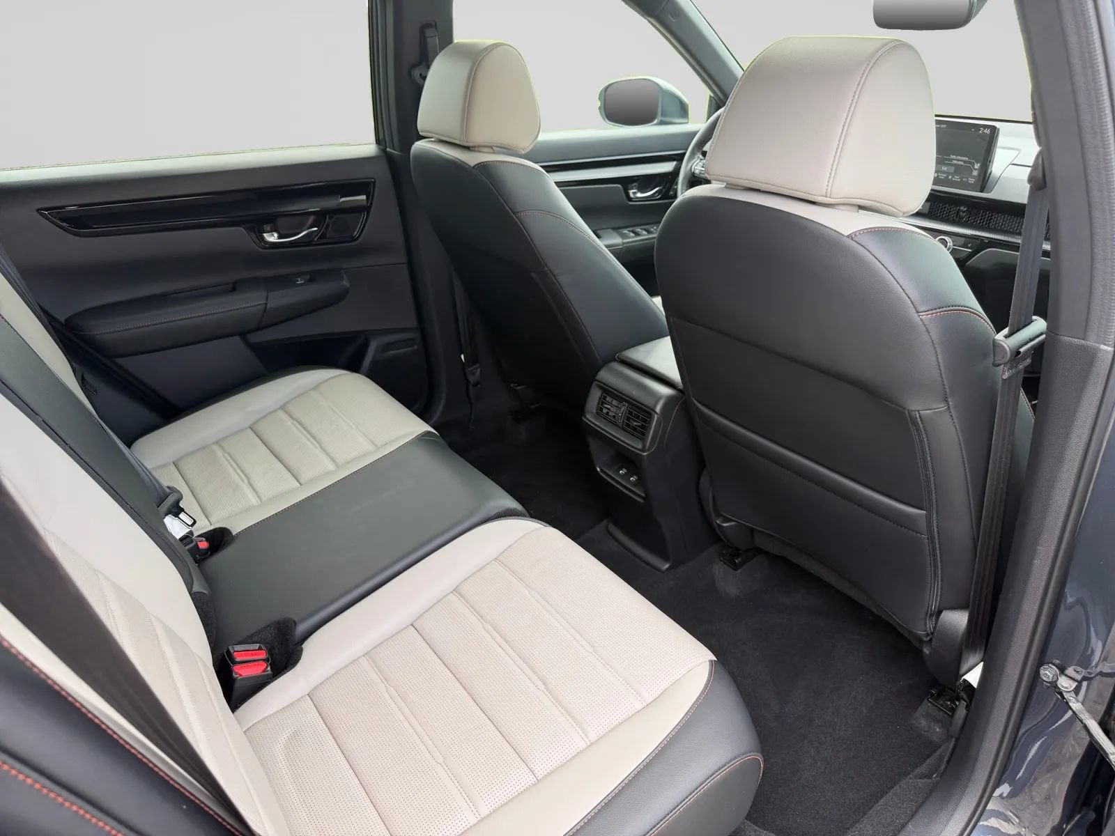 Used 2024 Honda CR-V Sport Touring image 30
