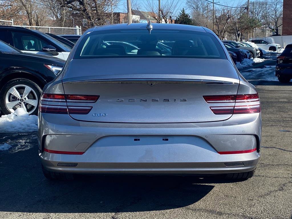 Used 2023 Genesis G80 image 4