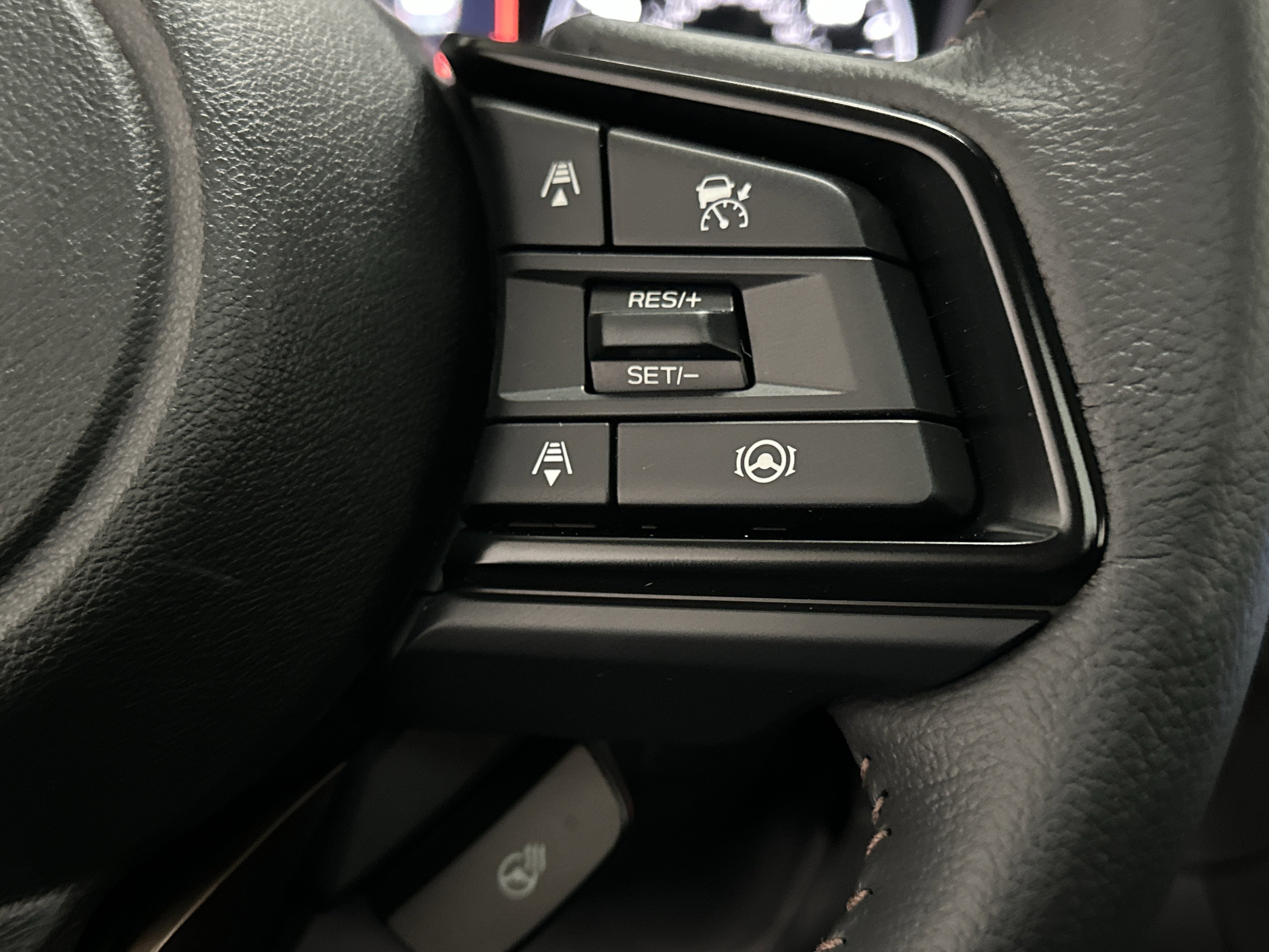 New 2026 Subaru Ascent Limited Bronze image 32