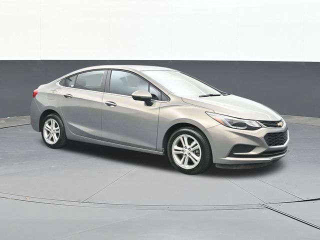 Used 2017 Chevrolet Cruze LT w/ Convenience Package FWD image 21