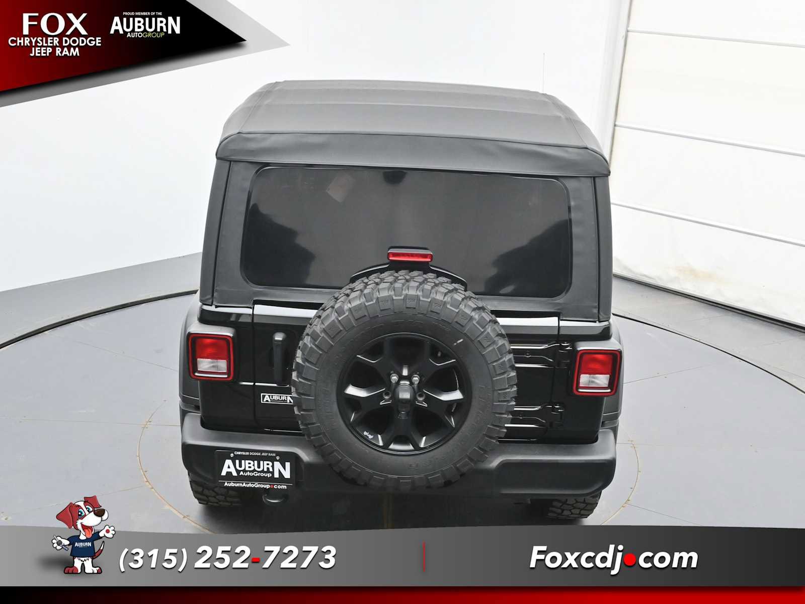 Used 2022 Jeep Wrangler Sport AWD/4WD image 23