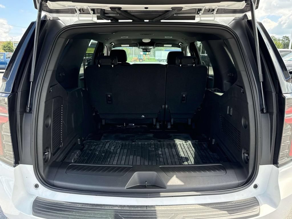 New 2026 Chevrolet Tahoe 4WD w/ 1FL Safety Package image 11