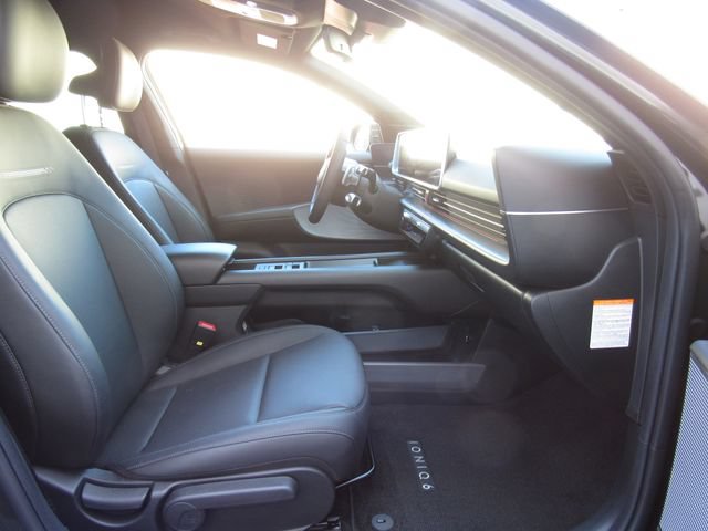 Used 2024 Hyundai Ioniq 6 SEL RWD image 18
